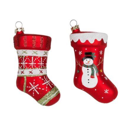 Christbaumschmuck, Christbaumanhänger aus Glas, rote Nikolausstrümpfe